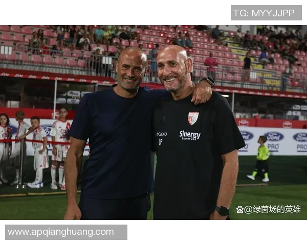 足球球星泪洒绿茵场背后故事揭示：胜负之外的心灵挣扎与坚持